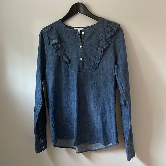 *1901* Chambray Denim 1/4 Button Down Top NWOT. Size Small - Picture 1 of 6
